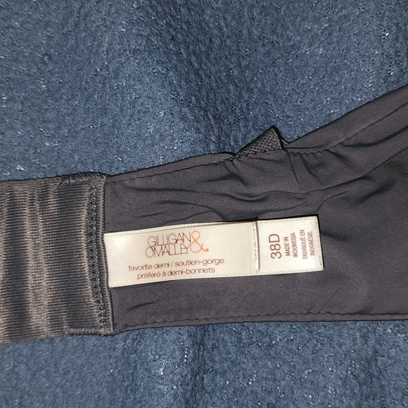 Gilligan and O'Malley 38D Bra - Picture 4 of 4